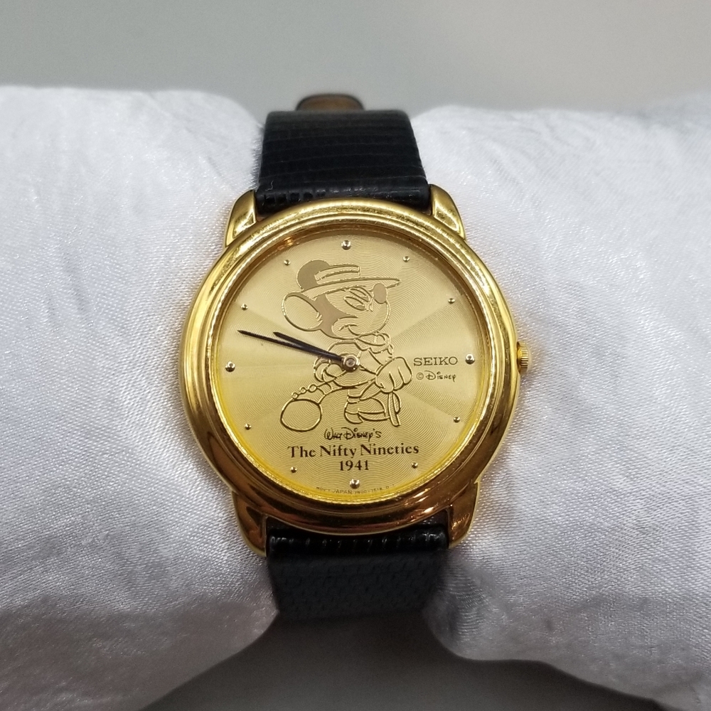 Mickey Mouse Nifty Nineties Quartz Analog Watch by Seiko